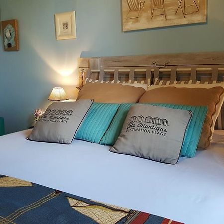 Bed and Breakfast Le Logis De La Poupeliere Vouhé Esterno foto